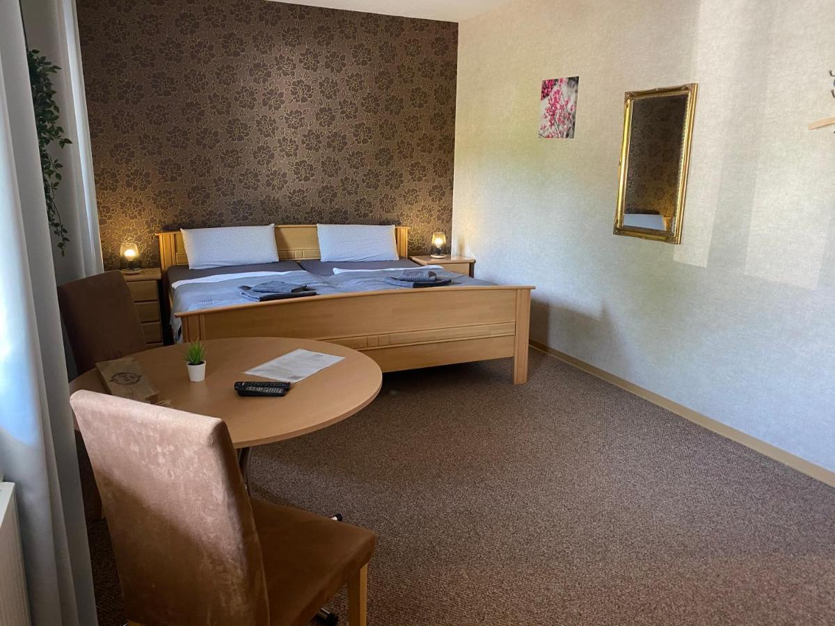 Rooms4Ring Privatzimmer Am Nurburgring Quiddelbach Exterior foto
