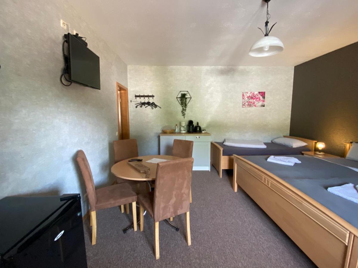 Rooms4Ring Privatzimmer Am Nurburgring Quiddelbach Exterior foto